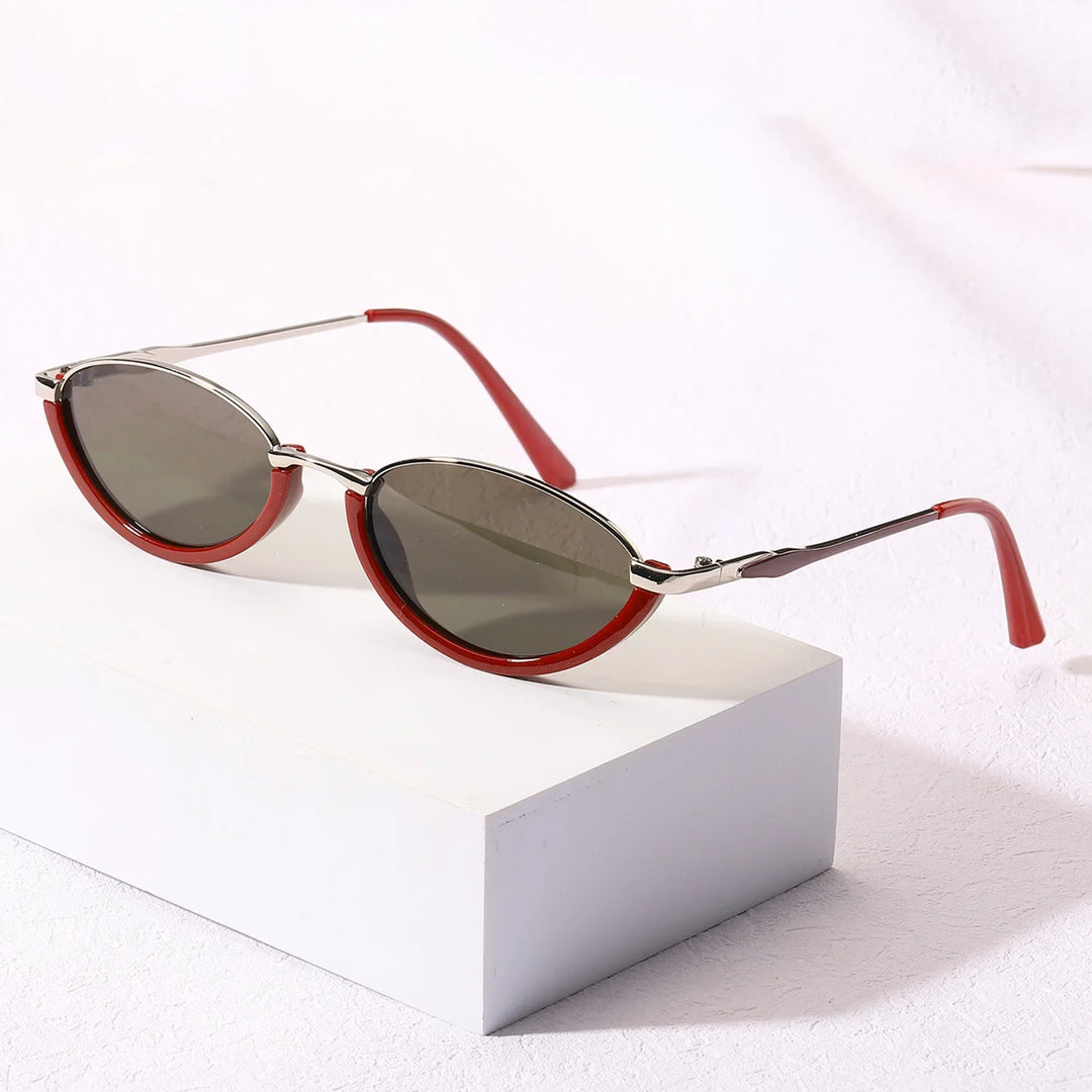 The Élan Cat-eye Sunglasses